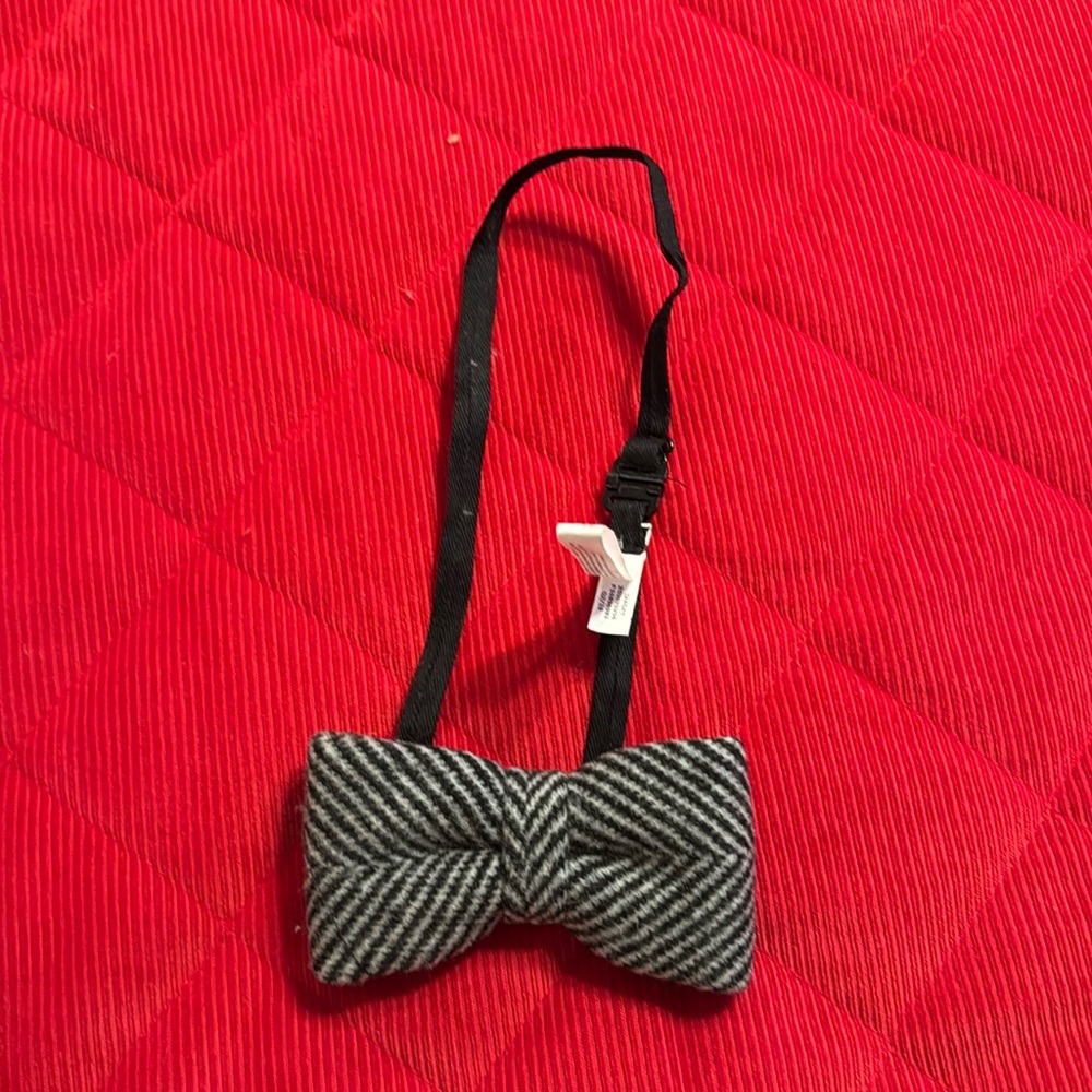 Adjustable Bow Tie